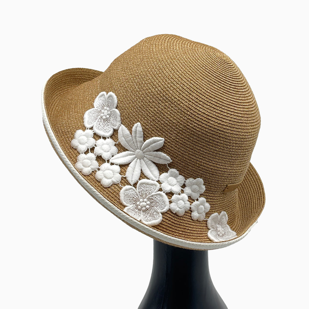 Mami Flower Girl Tan White